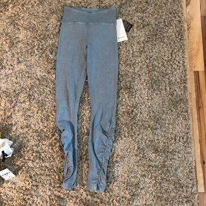 Brand new lululemon leggings
